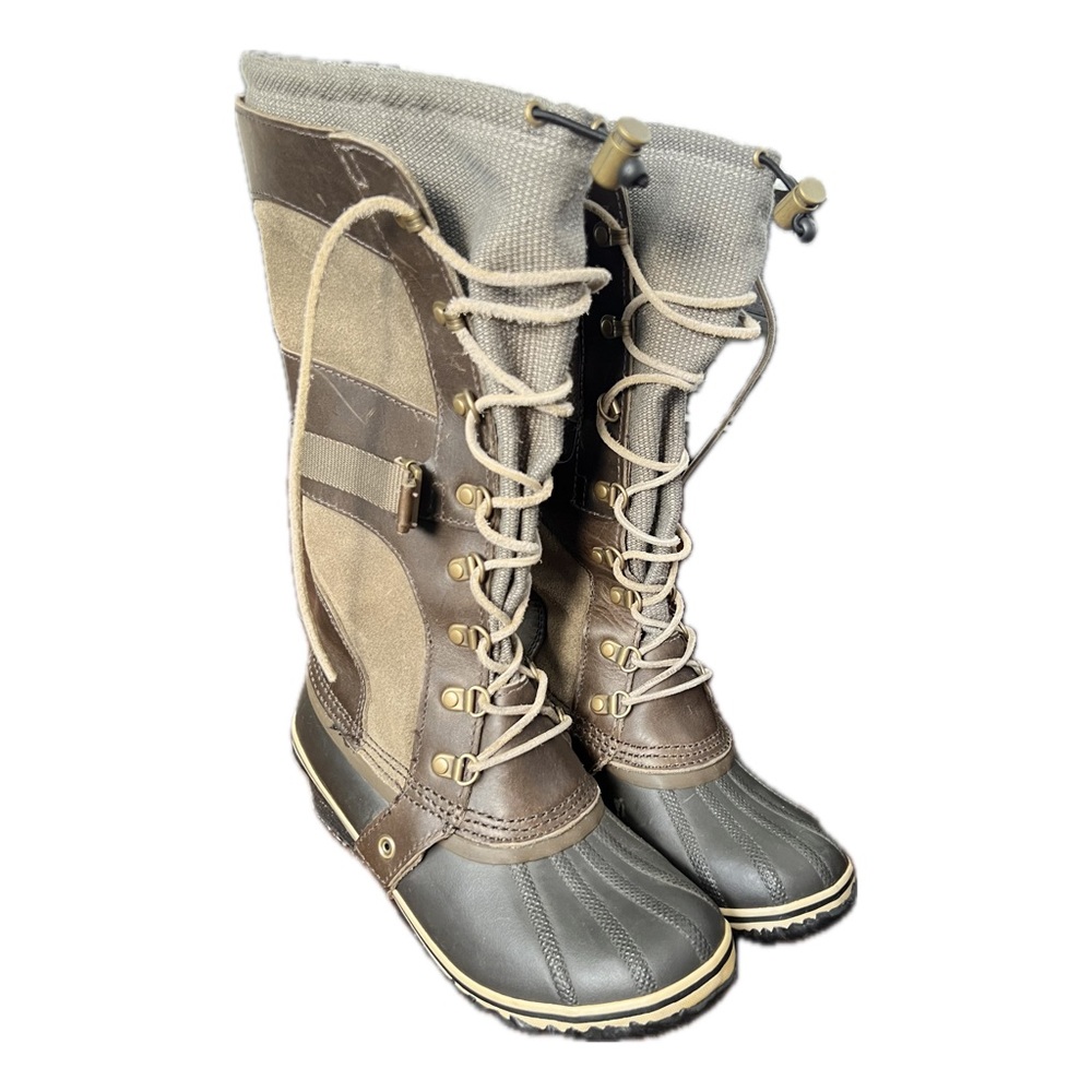 Sorel Conquest Carly Duck Boots in Brown and Tan Waterproof